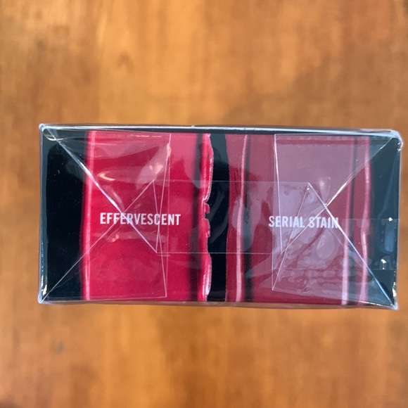 MAC Cosmetics Travel Exclusive Versicolor Varnish x 2 Reds - Picture 3 of 4